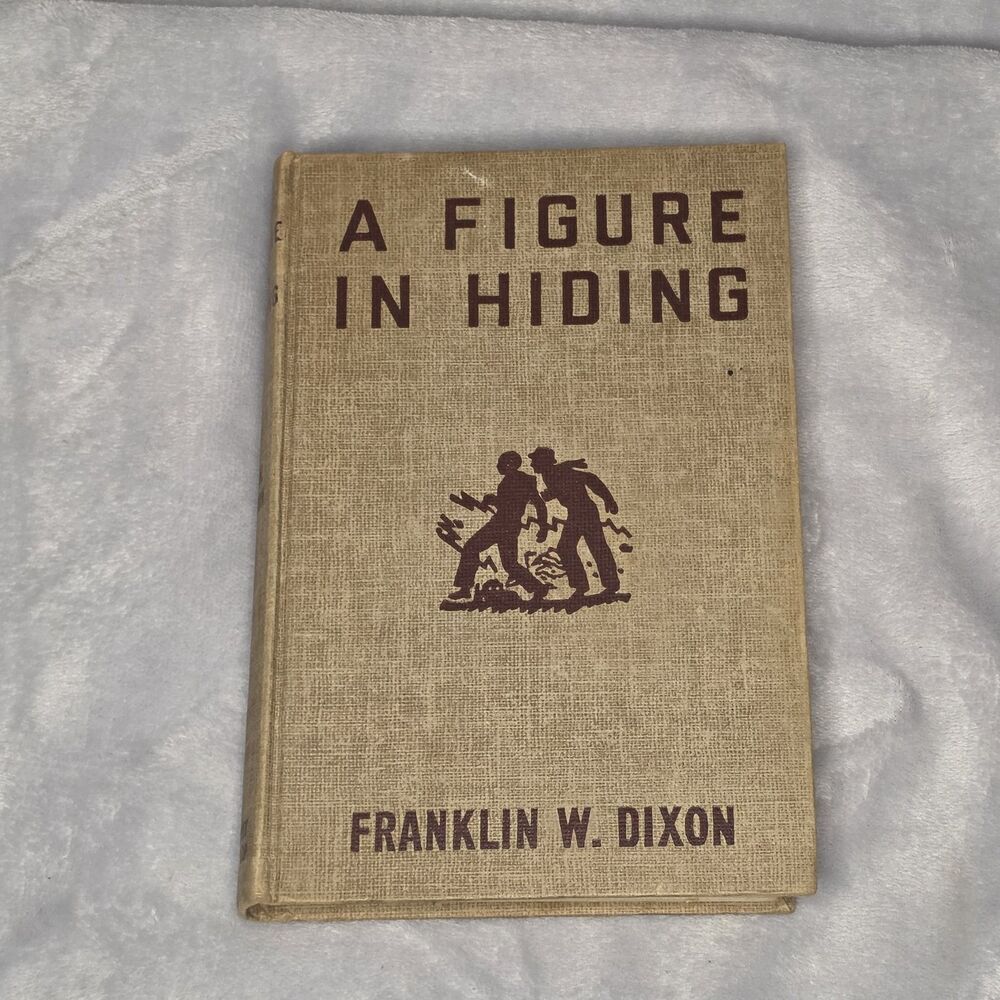 A Figure in Hiding Hardy Boys #16 Franklin W Dixon Vintage Tan Hardcover